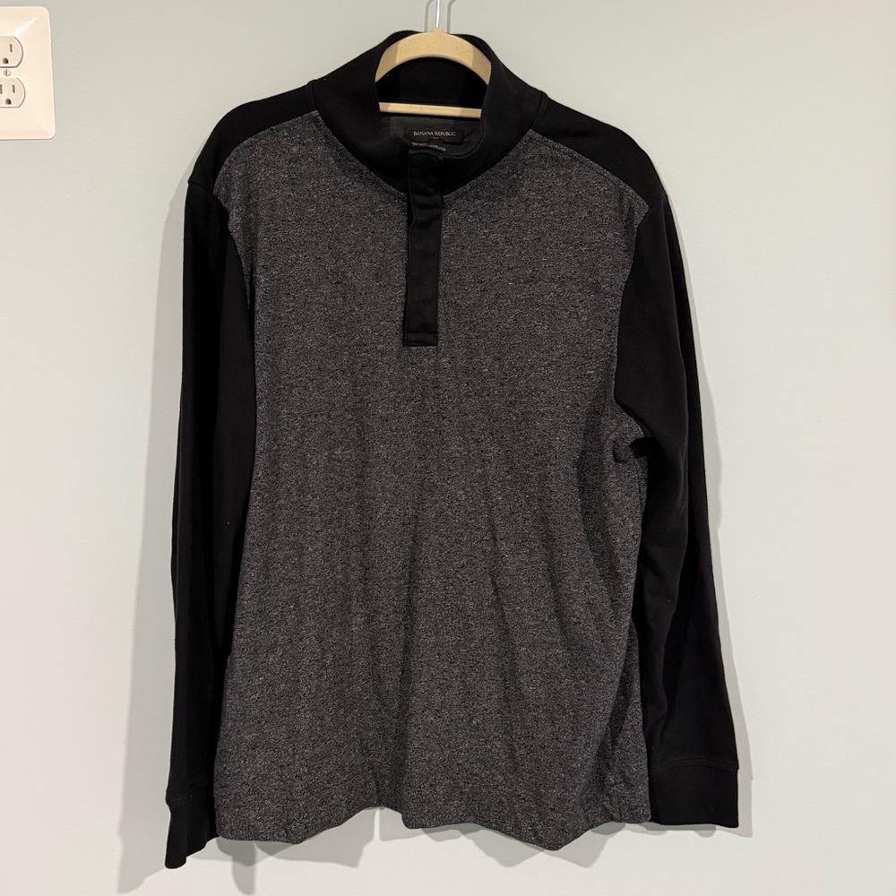 Banana Republic Black and Gray Long Sleeve Shirt